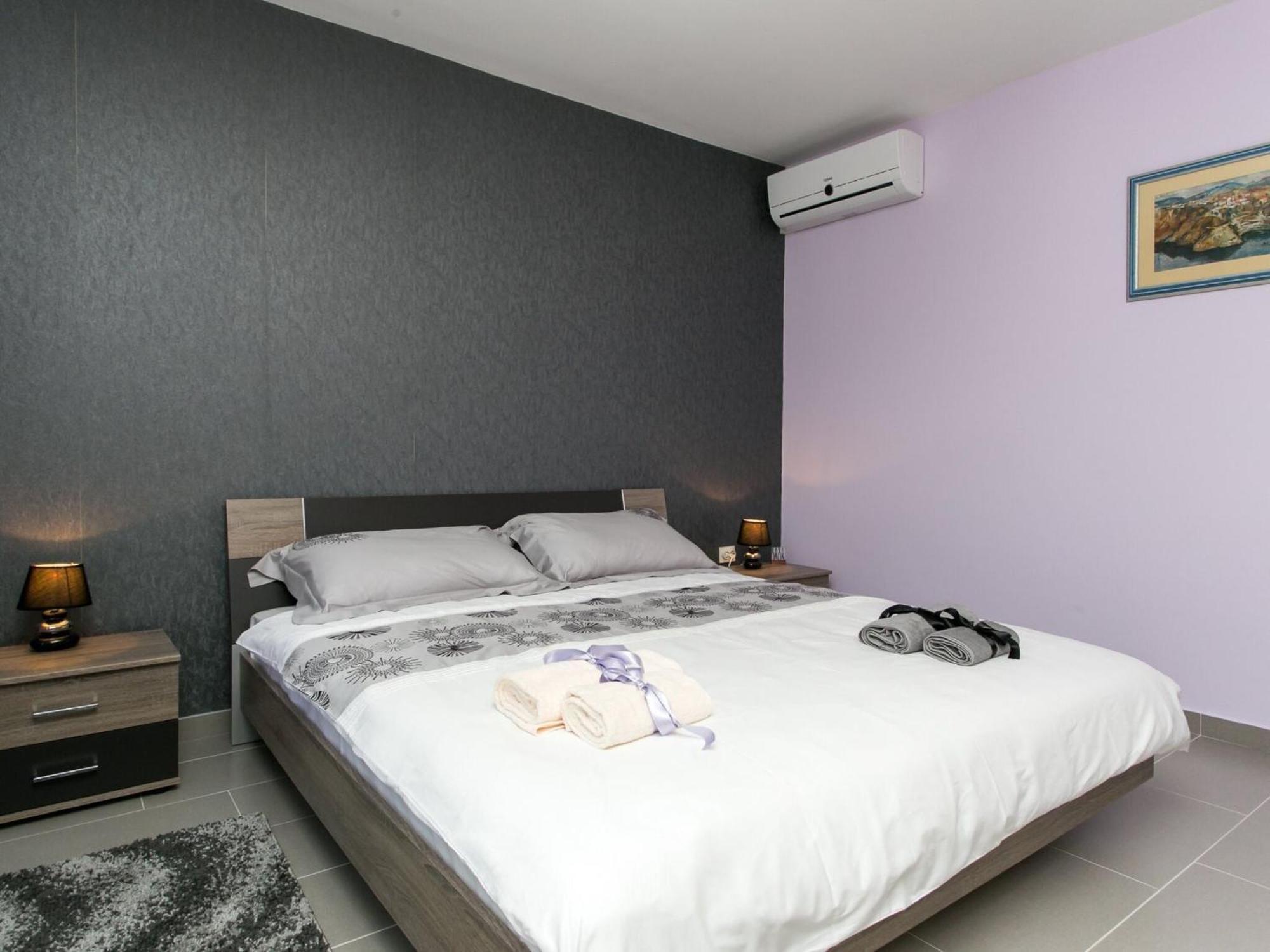 Lapad Bay- Luxury Two-bedroom With Balcony Black-ivani Evi * Dubrovnik